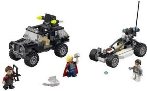LEGO Super Heroes Avengersi w pogoni 76030 3