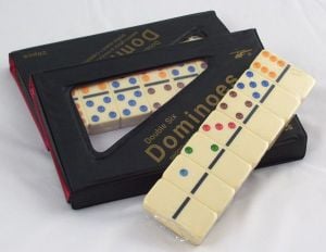 GRAPET  Gra Domino 28 szt w etui 66MVCD 1