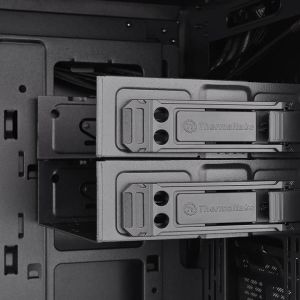 Obudowa Thermaltake Core X31 (CA-1E9-00M1WN-00) 26