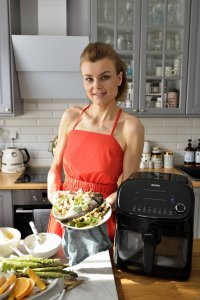 Frytkownica beztłuszczowa 4Swiss ABB-021 Czarna 10