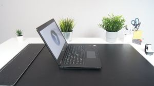 Laptop Dell Dell Latitude E5470 i5 8GB 240GB SSD AMD FHD Windows 10 Pro 7