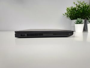 Laptop Dell Dell Latitude E5270 i5 8GB RAM 240GB SSD Intel HD 13