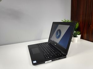 Laptop Dell Dell Latitude E5270 i5 8GB RAM 240GB SSD Intel HD 4
