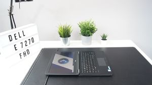 Laptop Dell Dell Latitude E7270 i7-6600U 8GB RAM 240GB SSD INTEL HD 10PRO 5