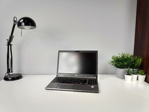 Laptop Fujitsu Laptop Fujitsu LifeBook E756 i5-6200U 8GB 240GB SSD FHD Windows 10 Pro 13