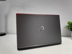 Laptop Fujitsu Laptop Fujitsu LifeBook E756 i5-6200U 8GB 240GB SSD FHD Windows 10 Pro 9