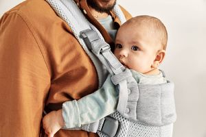 BabyBjorn BABYBJORN - nosidełko Harmony 3D Mesh, Srebrny 17