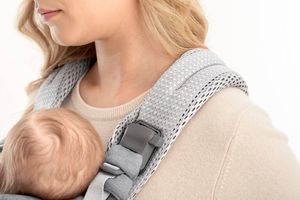 BabyBjorn BABYBJORN - nosidełko Harmony 3D Mesh, Srebrny 45