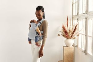 BabyBjorn BABYBJORN - nosidełko Harmony 3D Mesh, Srebrny 9
