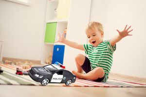 MalPlay Auto Samochód Policja Radiowóz interaktywny 1:16 2