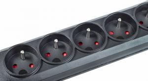 Listwa zasilająca Montis MT030 przeciwprzepięciowa 5 gniazd 1.5 m czarna (MT030-1,5) 4