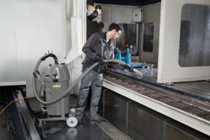 Odkurzacz przemysłowy Karcher IVR-L 65/20-2 Tc (	9.989-403.0) 2