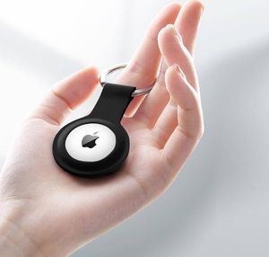 Crong Crong Silicone Case with Key Ring Brelok do Apple AirTag (czarny) 4