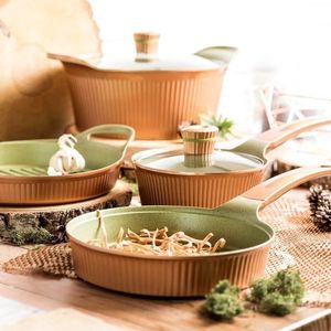 Florina Garnek aluminiowy Florina Forest z pokrywką 24 cm 4 l 2