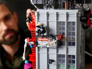 LEGO Marvel Spider-Man Daily Bugle (76178) 7