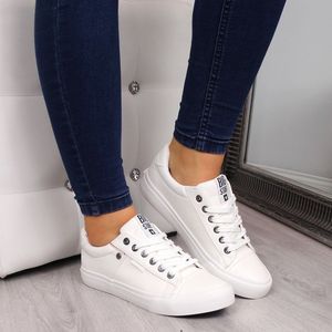 Big Star Trampki niskie eko skóra białe Big Star GG274060 40 2