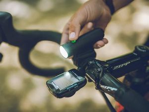 Lezyne Lampka Lezyne Classic Drive XL 700 Lm, USB, czarna 3