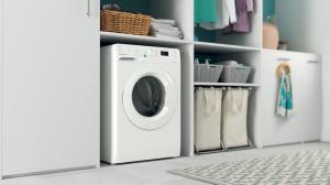 Pralka Indesit BWSA 61251 W EE N 4