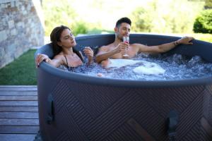 Jacuzzi ogrodowe MSpa 170 cm x 65 cm 9