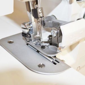 Maszyna do szycia Toyota SL3314 OVERLOCK (HDTOTMA00SL3314) 3