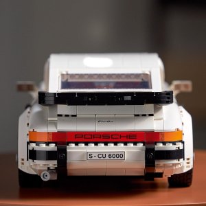 LEGO Creator Expert Porsche 911 (10295) 7