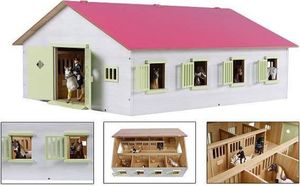 Hipo Stajnia 7 boxów 2