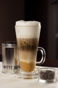 Glasmark Zestaw Caffe Latte 6 Szt + Łyżeczki Gratis 3