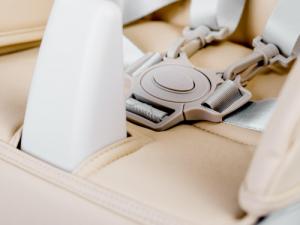 Ricokids Krzesełko do karmienia ze stolikiem, leżaczek Lindo kremowo białe 6