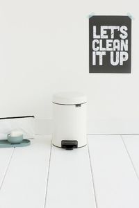 Kosz na śmieci Brabantia na pedał biały (112126) 5