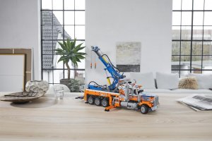 LEGO Technic Ciężki samochód pomocy drogowej (42128) 4