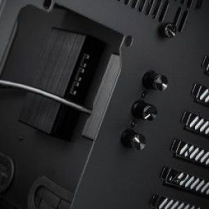 Obudowa Lian Li PC-08 (PC-O8WGD) 10