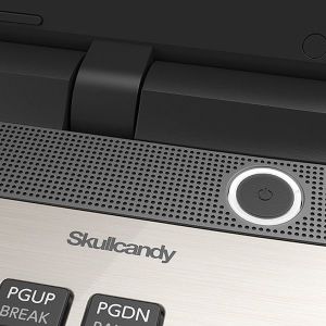 Laptop Toshiba Satellite L75-C7250 (PSKZAU-00E011) 3