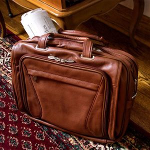 Torba McKlein Irving Park 15.4" (15575) 20