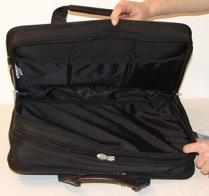 Torba McKlein Walton 17" (73985) 16