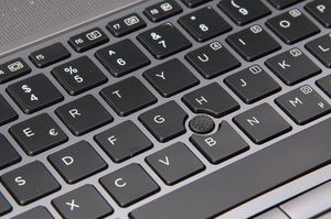 Laptop HP Laptop HP EliteBook 840 G2 i5-5300U 8 GB 240 SSD 14" HD+ W10Pro A- S/N: 5CG5513JRC 11