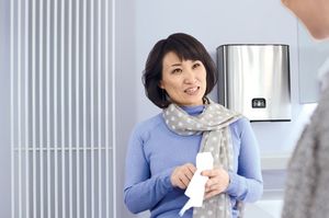 Tork Tork Matic - Dozownik Image z sensorem do ręczników w roli - Srebrny 13