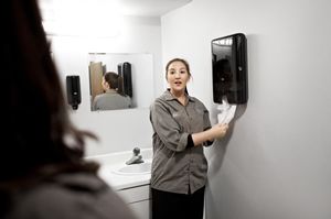 Tork Xpress - Miękki ręcznik w składce trójpanelowej - Premium 8