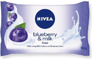 Nivea MYDŁO Blueberry & Milk kostka 90g 1
