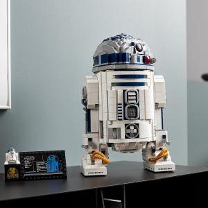 LEGO Star Wars R2-D2 (75308) 6