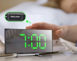 Lustrzany Zegar Cyfrowy Elektroniczny zakrzywiony ekran Led / Budzik / Termometr czarny 6