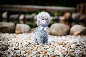 InnoGio INNOGIO MASKOTKA ALPAKA SZARA 30 cm 4