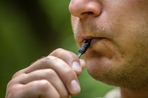 Neo Nóż (Nóż survivalowy składany  22 cm, 6 w 1) 8