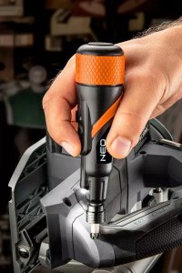 Neo Wkrętak akumulatorowy micro-USB 3,6V, Li-Ion pudełko + akcesoria (04-200) 10