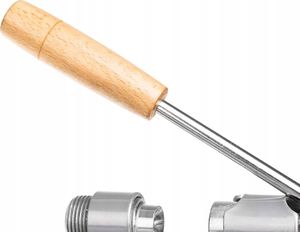 Iso Trade Dziadek do orzechów na podstawce 7