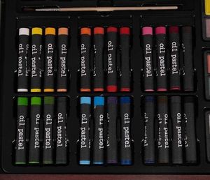 Iso Trade Zestaw do malowania w walizce 143szt 7