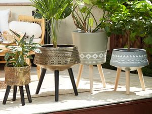 Beliani Doniczka na stojaku 50 x 50 x 30 cm złota VARDIANI 2