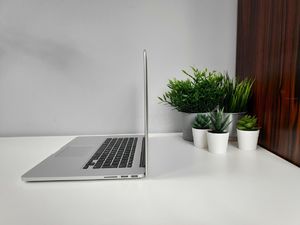 Laptop Apple Apple MacBook Pro A1398 i7 16GB RAM 500GB SSD Retina 1