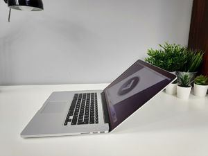 Laptop Apple Apple MacBook Pro A1398 i7 16GB RAM 500GB SSD Retina 4