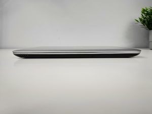 Laptop HP HP EliteBook 820 G3 i5-6300U 8GB 240GB SSD Intel FHD 10 Pro 11