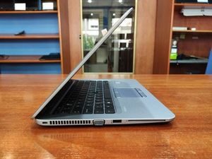 Laptop HP HP EliteBook 820 G4 3